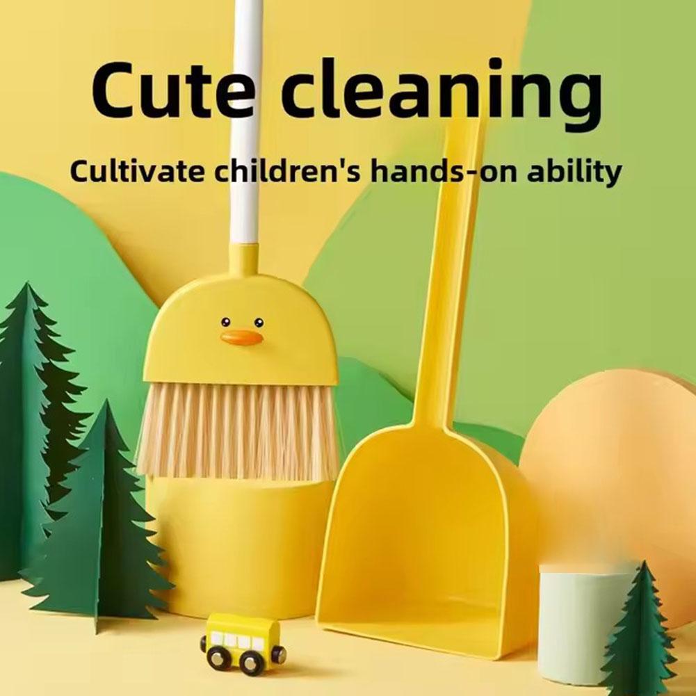 Set Mini Scopa e Paletta per B - Kids Outdoor Broom recensione e prezzo