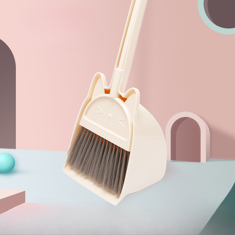 Mini scopa per bambini e palet - Kids Outdoor Broom recensione e prezzo