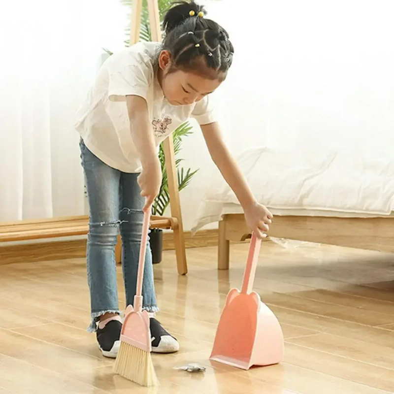 Mini scopa per bambini e palet - Kids Outdoor Broom recensione e prezzo